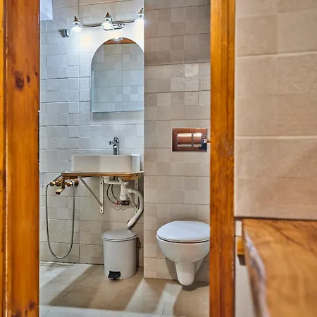 Hotel Tihiat Kat Apriltsi (Lovech)