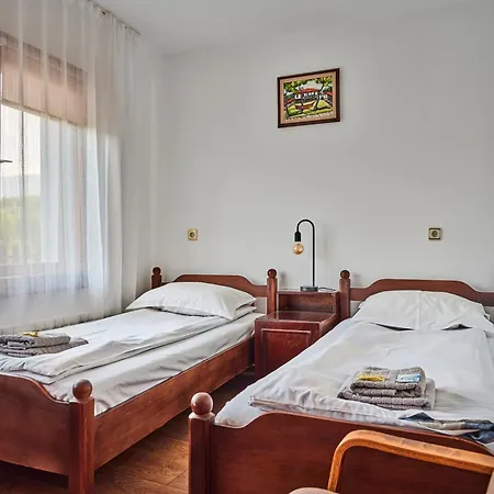 Tihiat Kat 2* Apriltsi (Lovech)