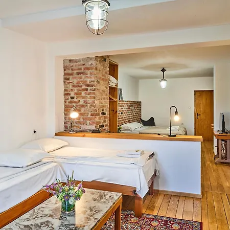 Hotel Tihiat Kat Apriltsi (Lovech)