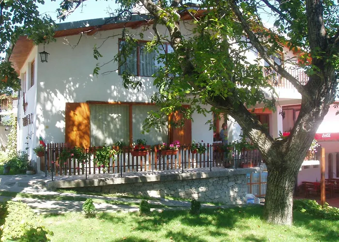 酒店 Tihiat Kat 2*