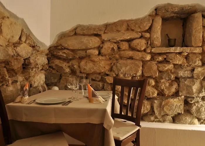 酒店 Tihiat Kat 阿普里尔齐