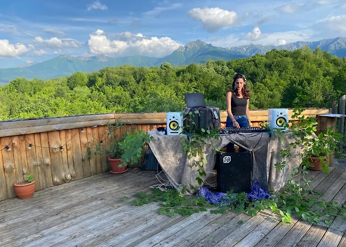 Tihiat Kat 酒店 2*