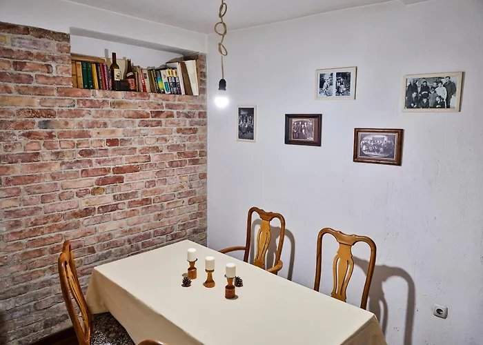 酒店 Tihiat Kat 阿普里尔齐