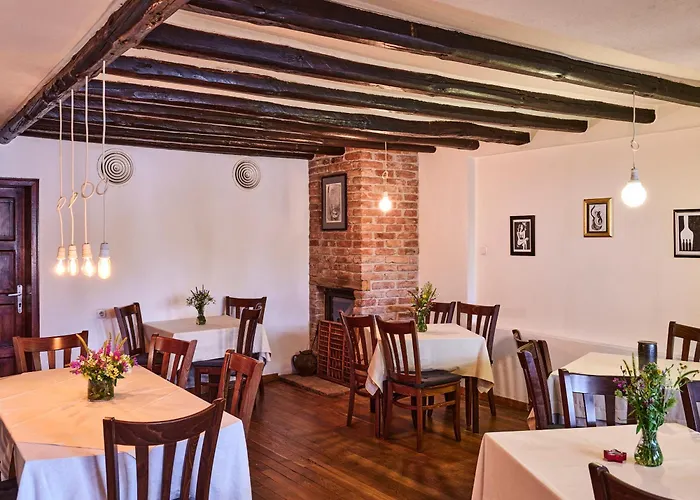 酒店 Tihiat Kat 2*