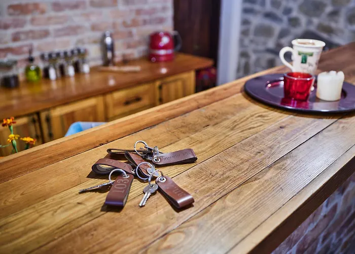 Tihiat Kat 酒店 2*